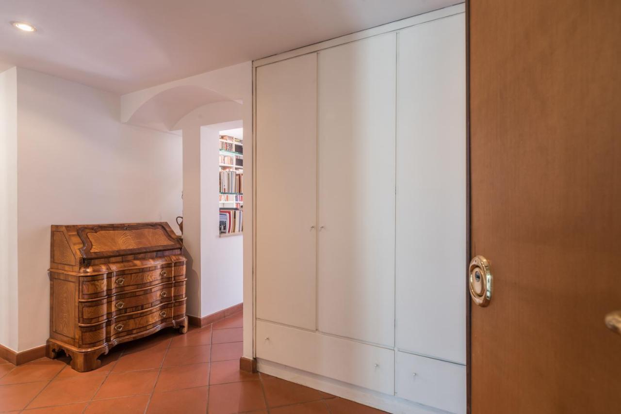 Colosseo Stylish Penthouse Rome Bagian luar foto